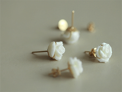 ㆍDesigned by Namheeㆍ White Coral Earrings 18K 백산호(S) 귀걸이