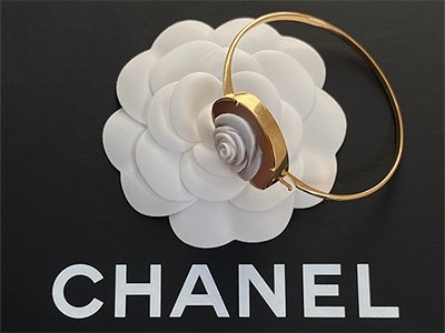 ㆍDesigned by Namheeㆍ Camellia Sardonyx Shell Cameo Bangle Bracelet 18K 동백 사도닉스 셸 카메오(타원형) 팔찌