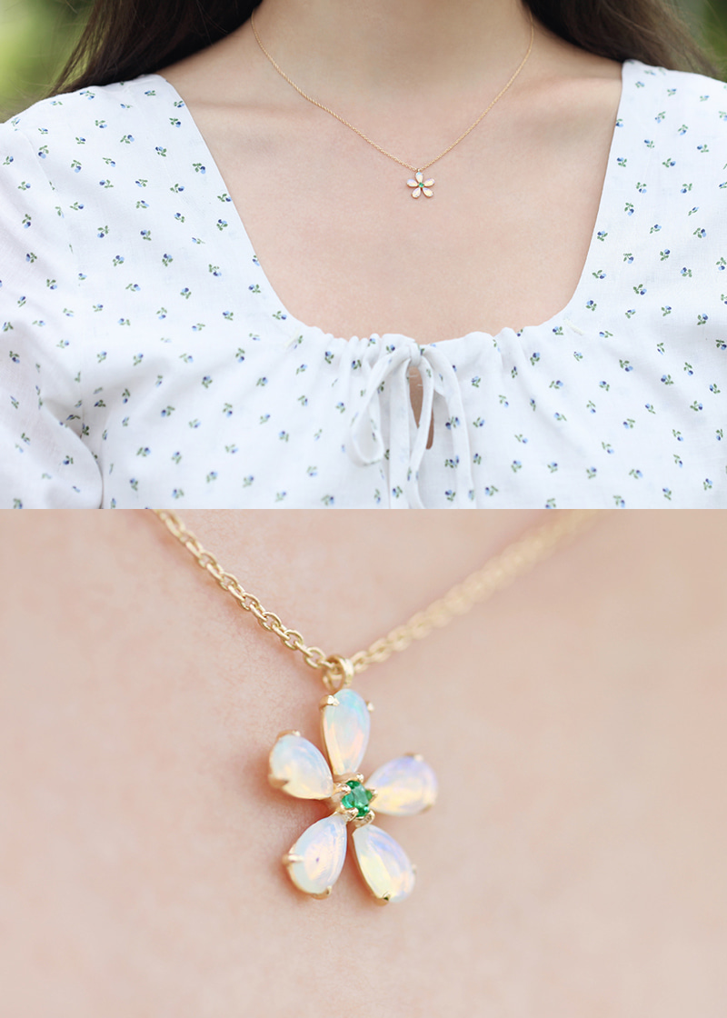 Water Opal, Emerald Point Flower Necklace 18K 워터 오팔, 에메랄드 포인트 꽃 목걸이