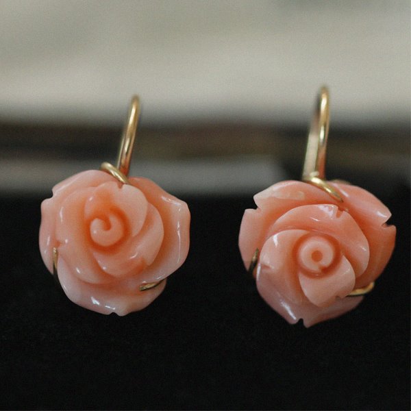 ㆍDesigned by Namheeㆍ Pink Coral Hook Earrings 18K 핑크 산호 훅 귀걸이