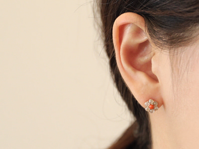 Gray Rough Diamond, Coral Flower Earrings 18K 그레이 러프 다이아몬드 산호 꽃 귀걸이