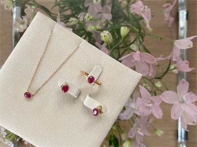 Ruby Red Bean Necklace 18K 루비 레드빈 목걸이