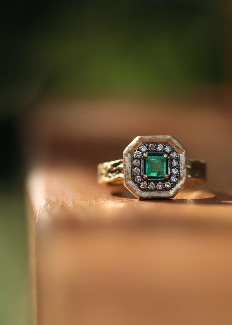 Cognac Diamond, Emerald Ins Ring 18K 꼬냑 다이아몬드, 에메랄드 인스 반지